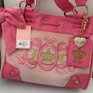 Juicy Couture Viral Lovers Club Day Dreamer Tote Bag